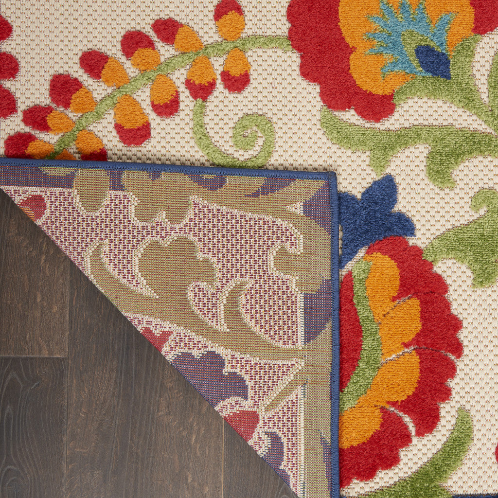 6' X 9' Green And Ivory Indoor Outdoor Area Rug