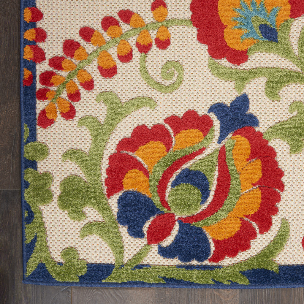 6' X 9' Green And Ivory Indoor Outdoor Area Rug