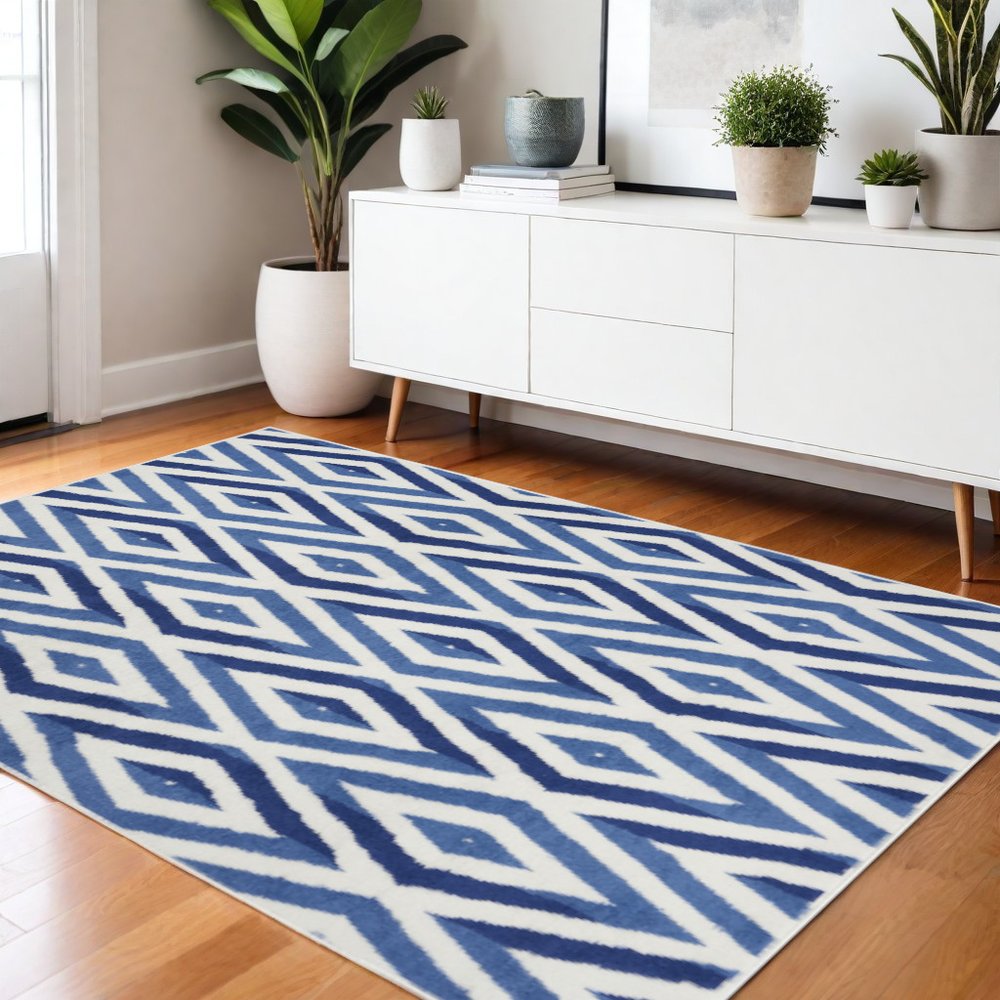 4' X 6' Ivory And Blue Geometric Area Rug