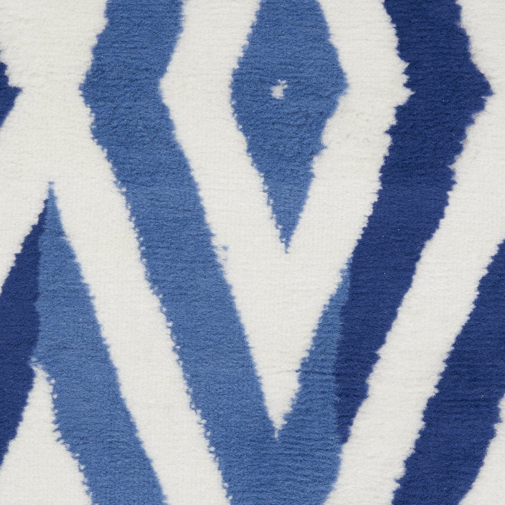 4' X 6' Ivory And Blue Geometric Area Rug