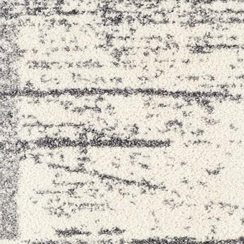 4' X 6' White And Gray Checkered Area Rug