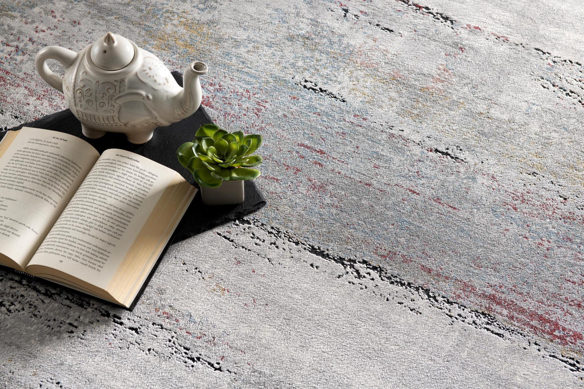 4' X 6' Gray Abstract Irregular Blocks Area Rug