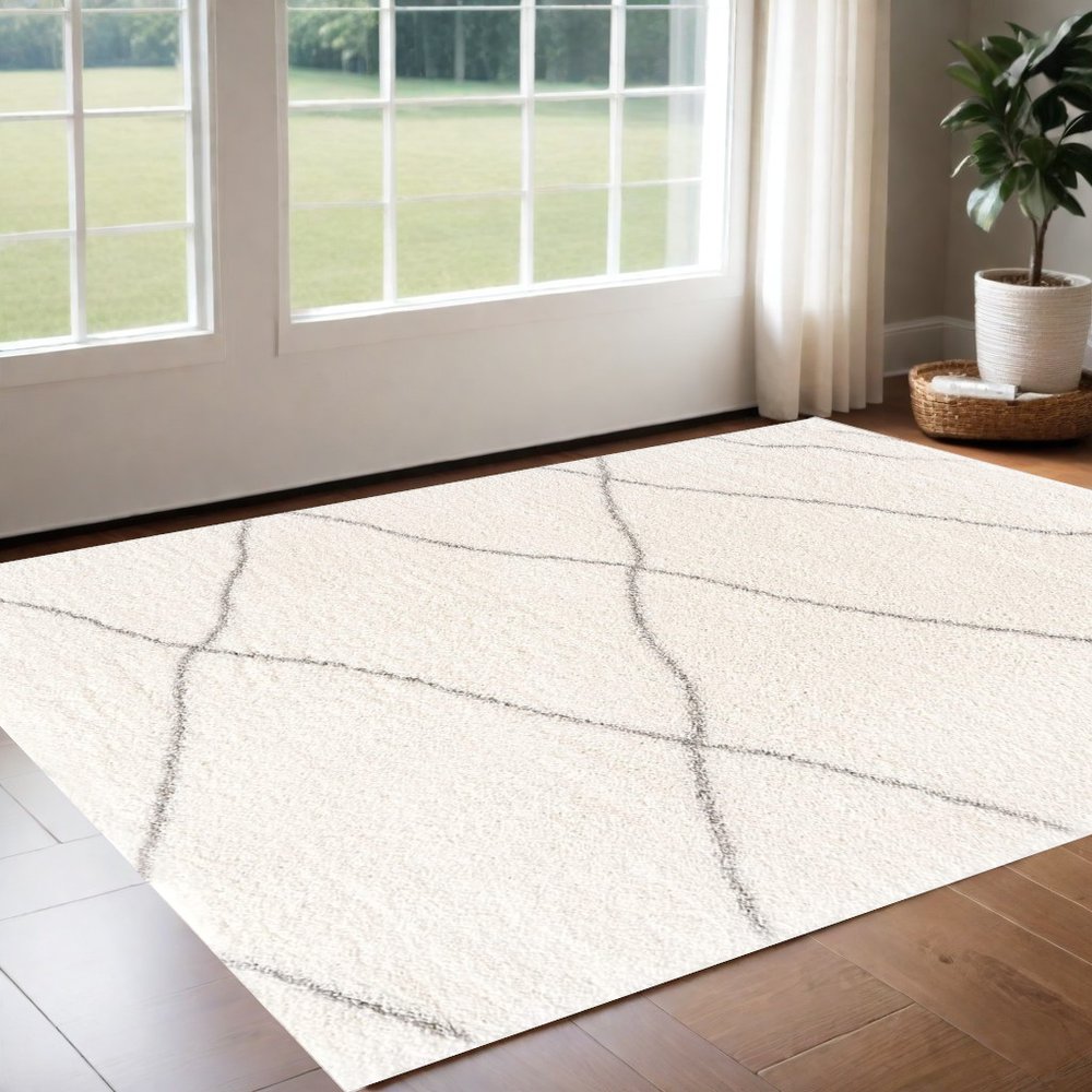 5' X 8' Ivory Modern Uneven Lattice Area Rug