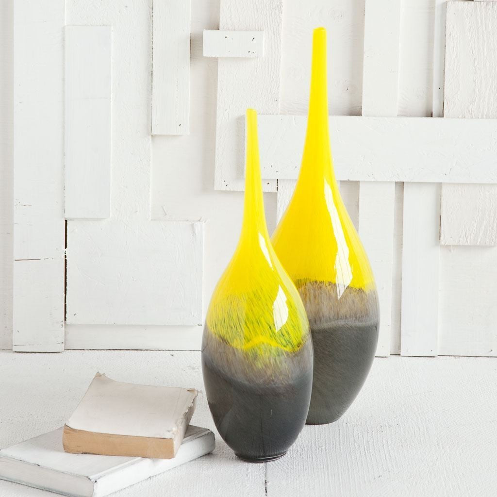 21" Lovely Yellow and Gray Handblown Spunglass Vase