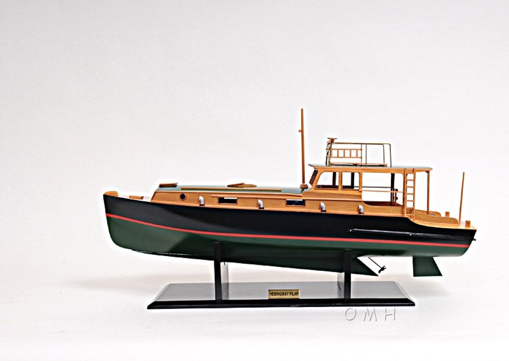 15" Black and Green Solid Wood Hand Painted 1934 Hemingway Pilar Fishing Boat Model Boat