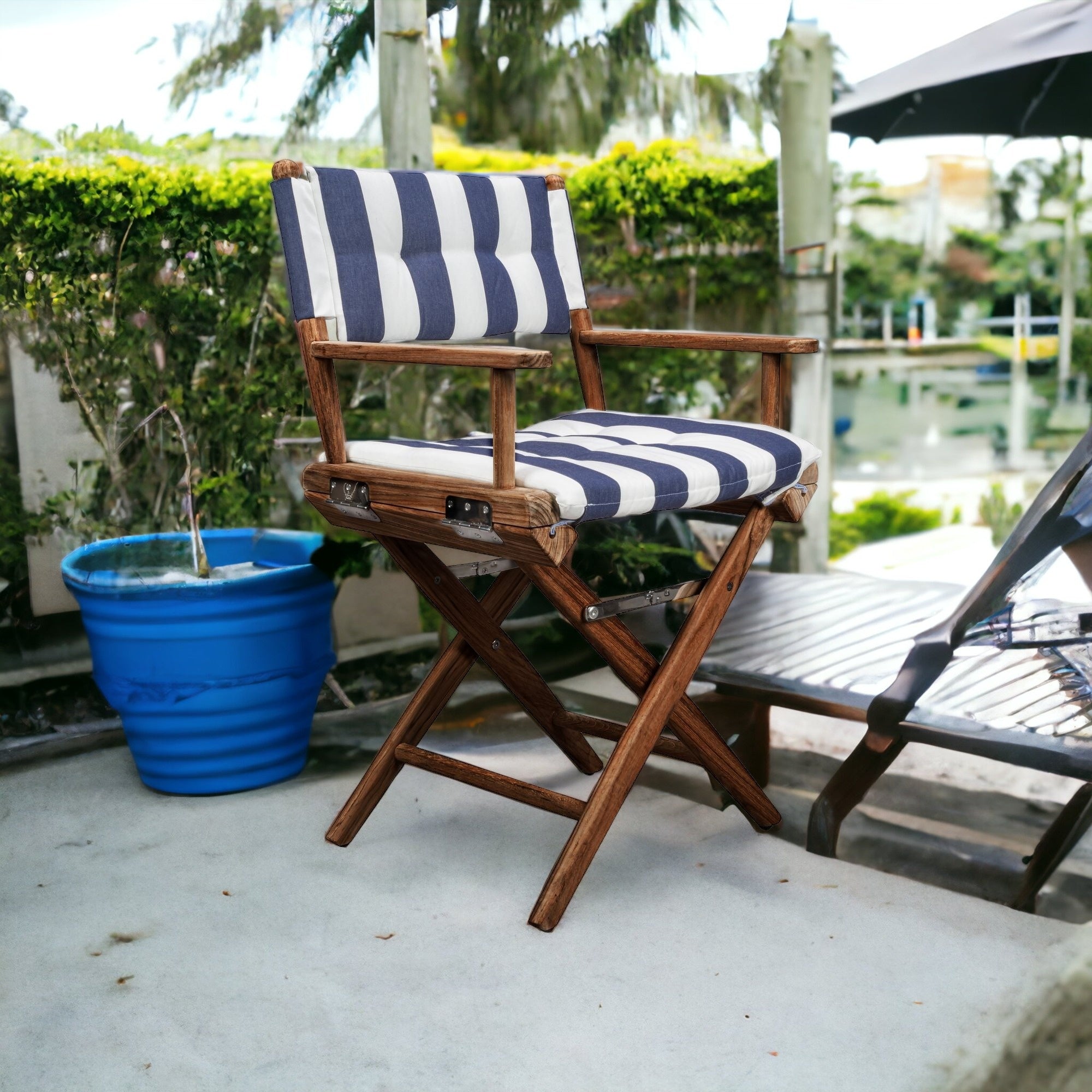 23" Blue and White and Natural Wood Solid Wood Indoor Outdoor Director Chair with Blue and White Cushion