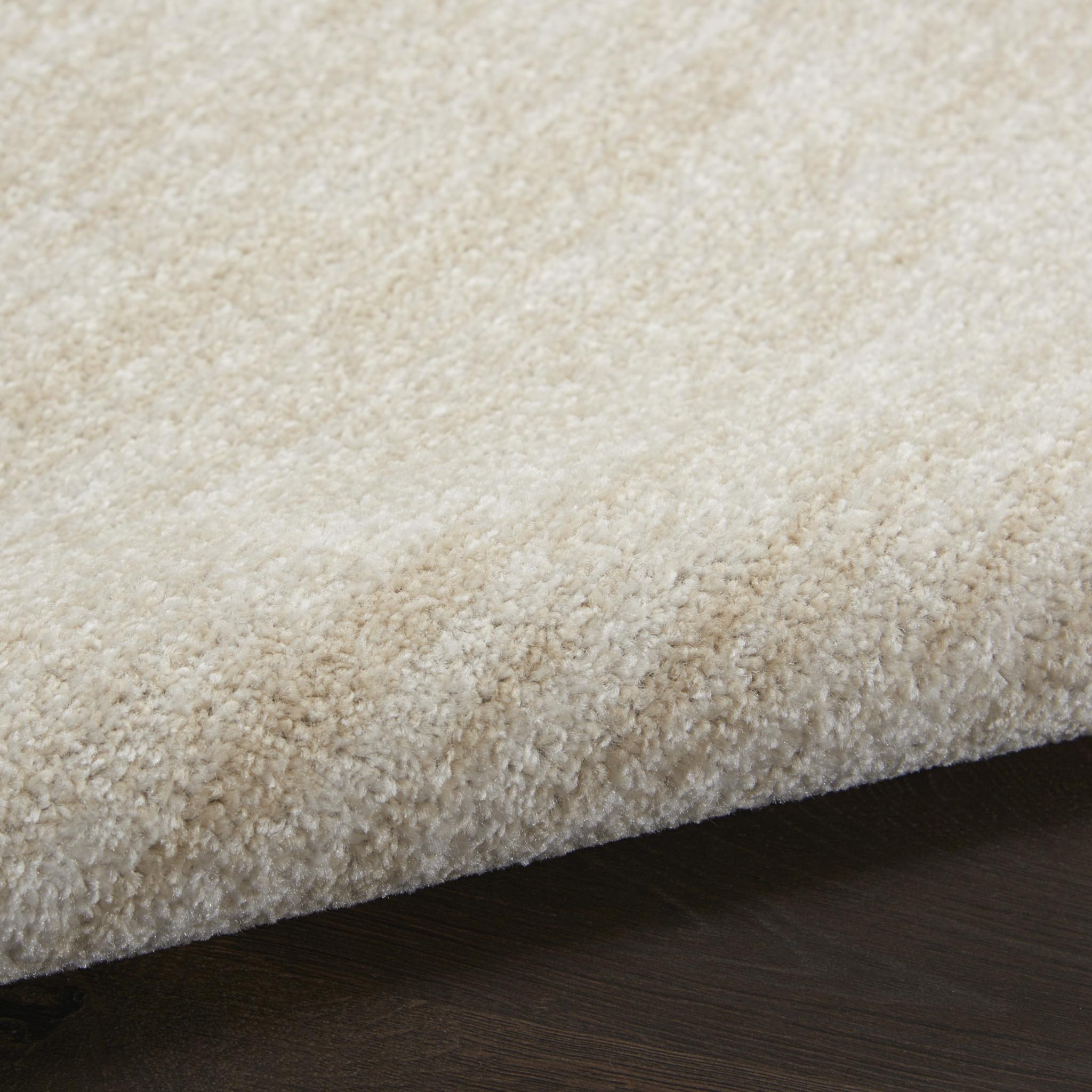7' X 10' Beige And Ivory Indoor Outdoor Area Rug