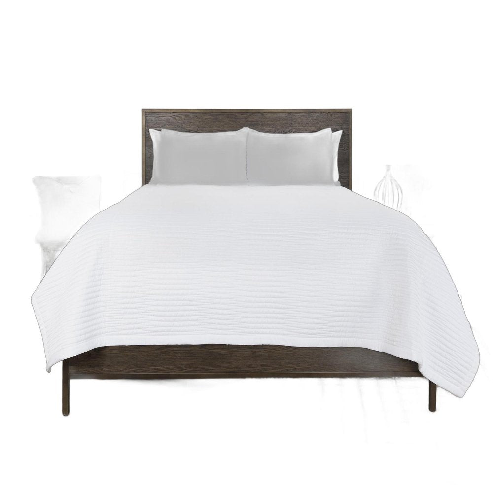 92" X 90" White Geometric Cotton Quilt