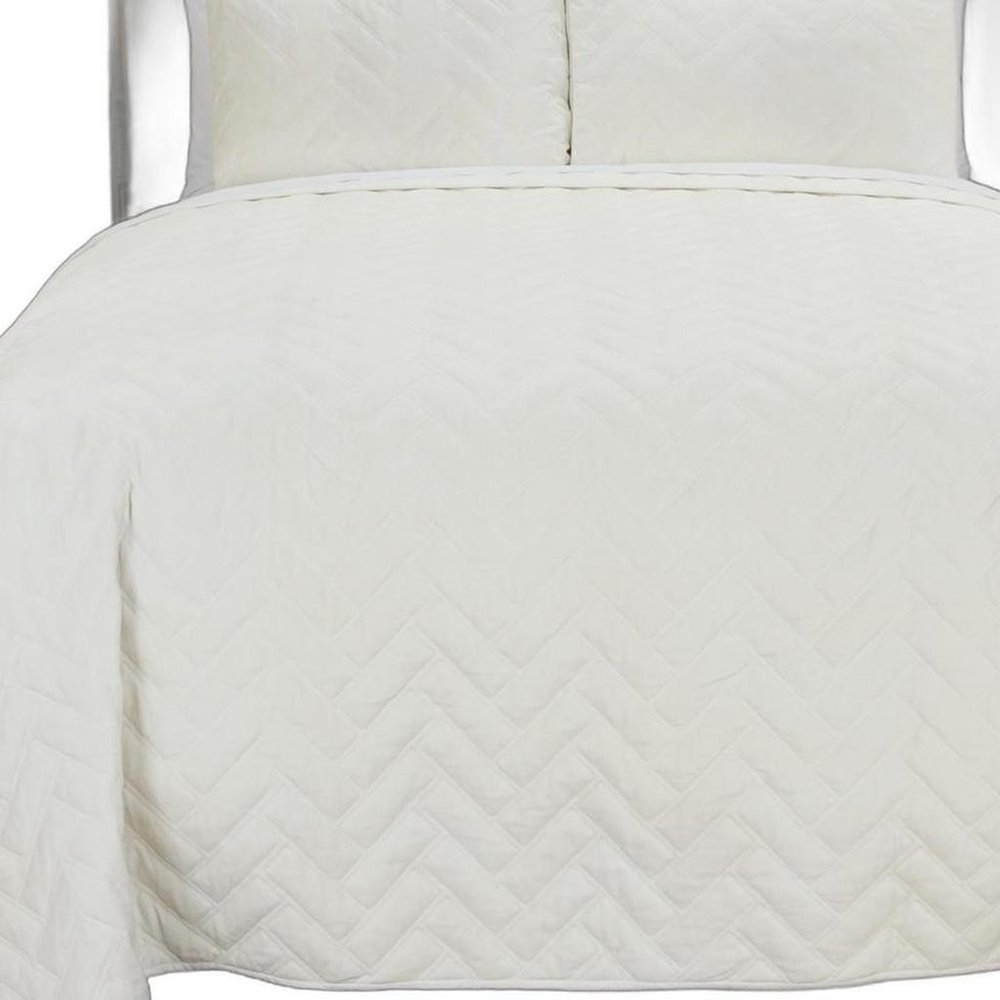 92" X 90" White Chevron Cotton Quilt