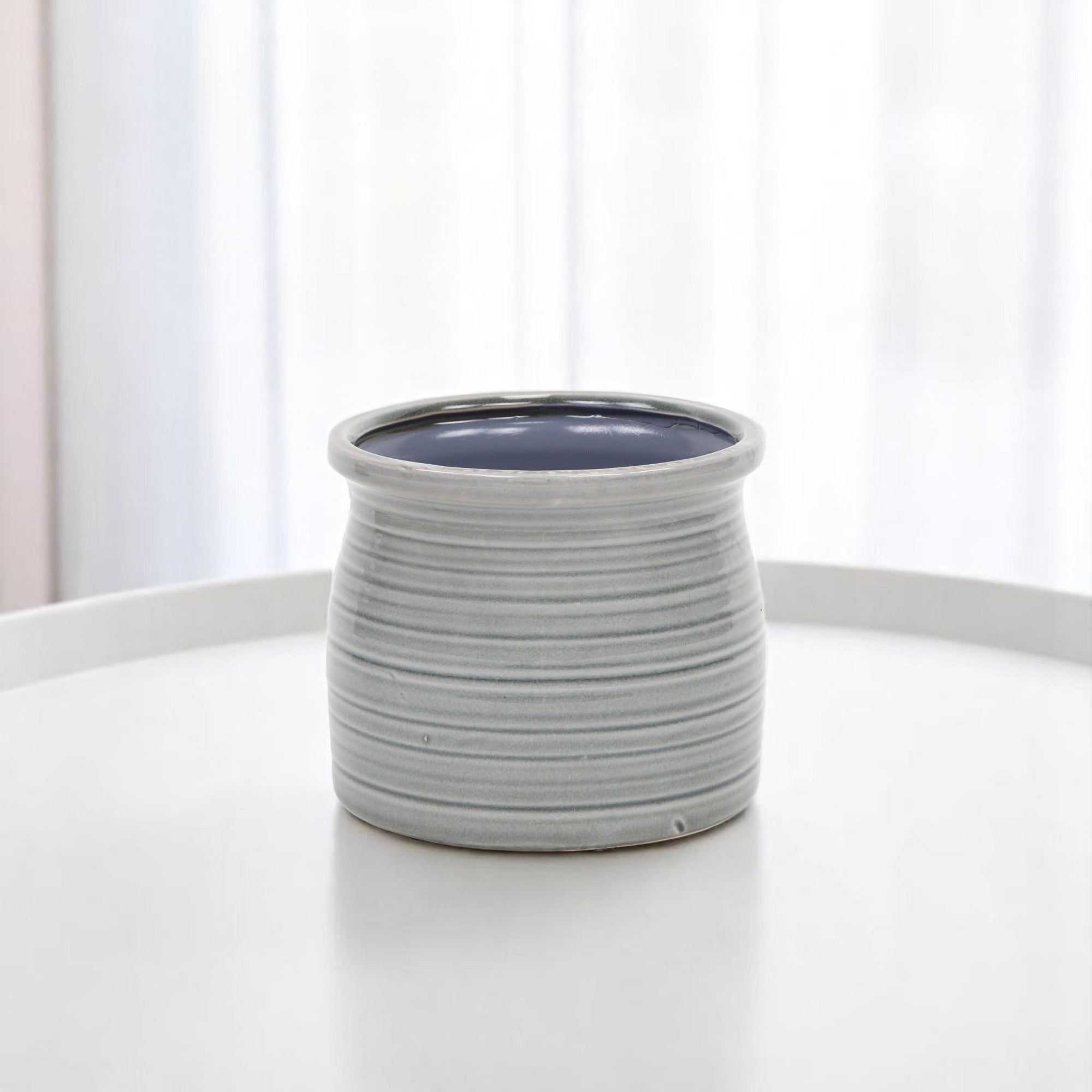 Gray Ceramic 51 Ounce Striped Round Distressed Pot Planter