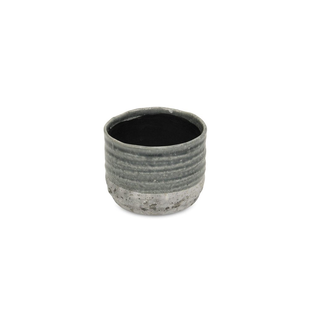 Gray Ceramic 36 Ounce Two Toned Round Distressed Pot Planter