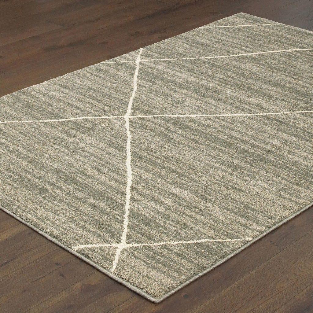 4' X 6' Grey And Ivory Geometric Power Loom Stain Resistant Area Rug