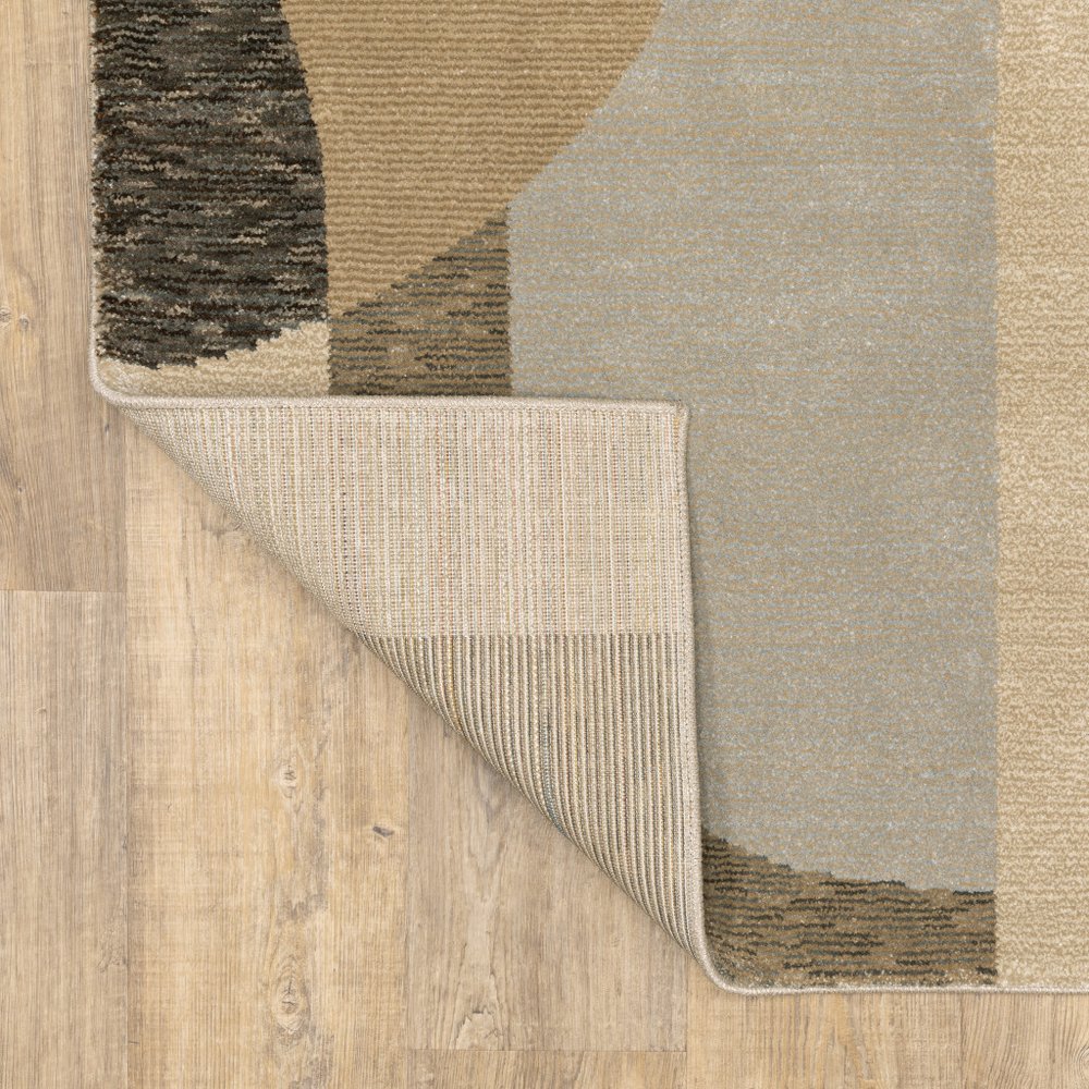 8' Green And Ivory Geometric Runner Rug