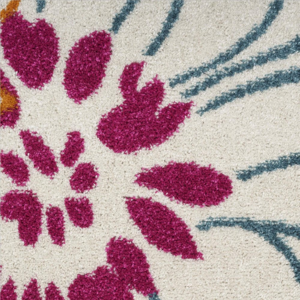 5' X 7' Cream Floral Power Loom Area Rug