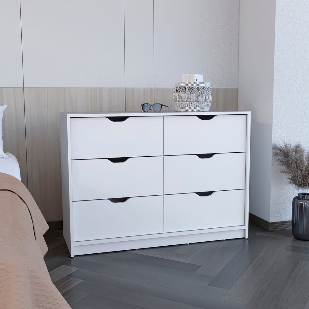 18" White Wood Five Drawer Dresser