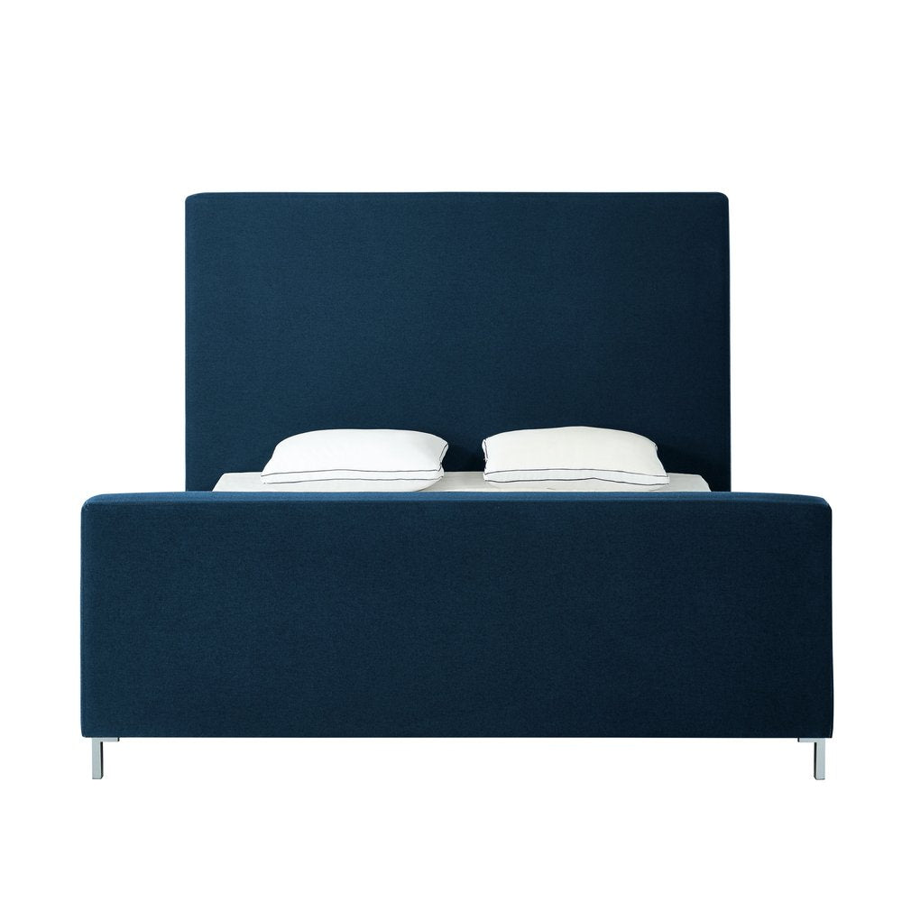 Hunter Green Solid Wood Queen Upholstered Velvet Bed
