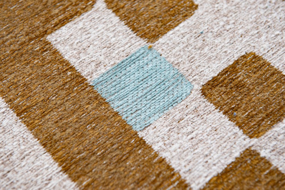 9' X 13' Blue And Brown Geometric Washable Area Rug