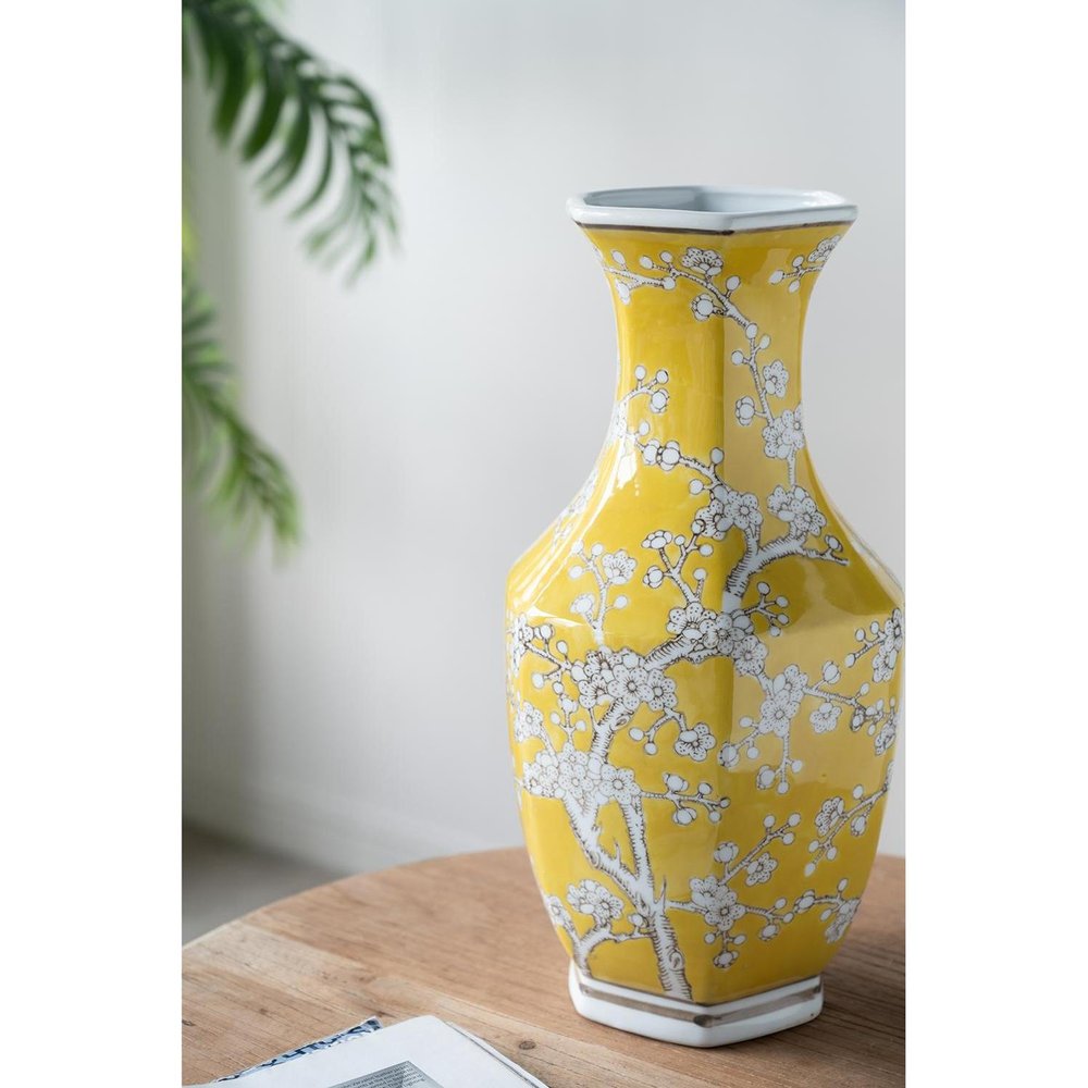 14" Yellow And White Chinoiserie Floral Porcelain Table Vase