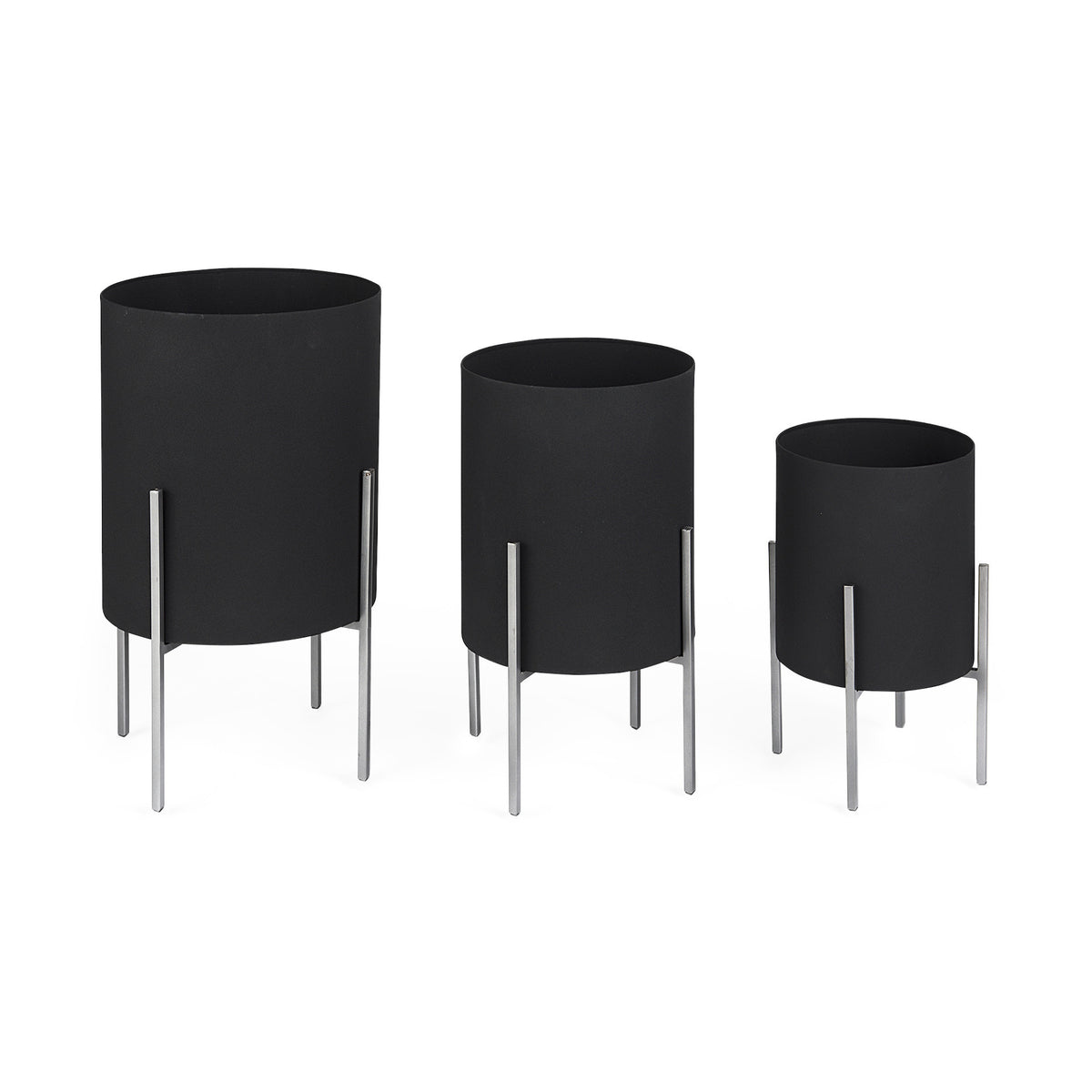 Set of Two Black Metal 20 Ounce Round Pot Planters