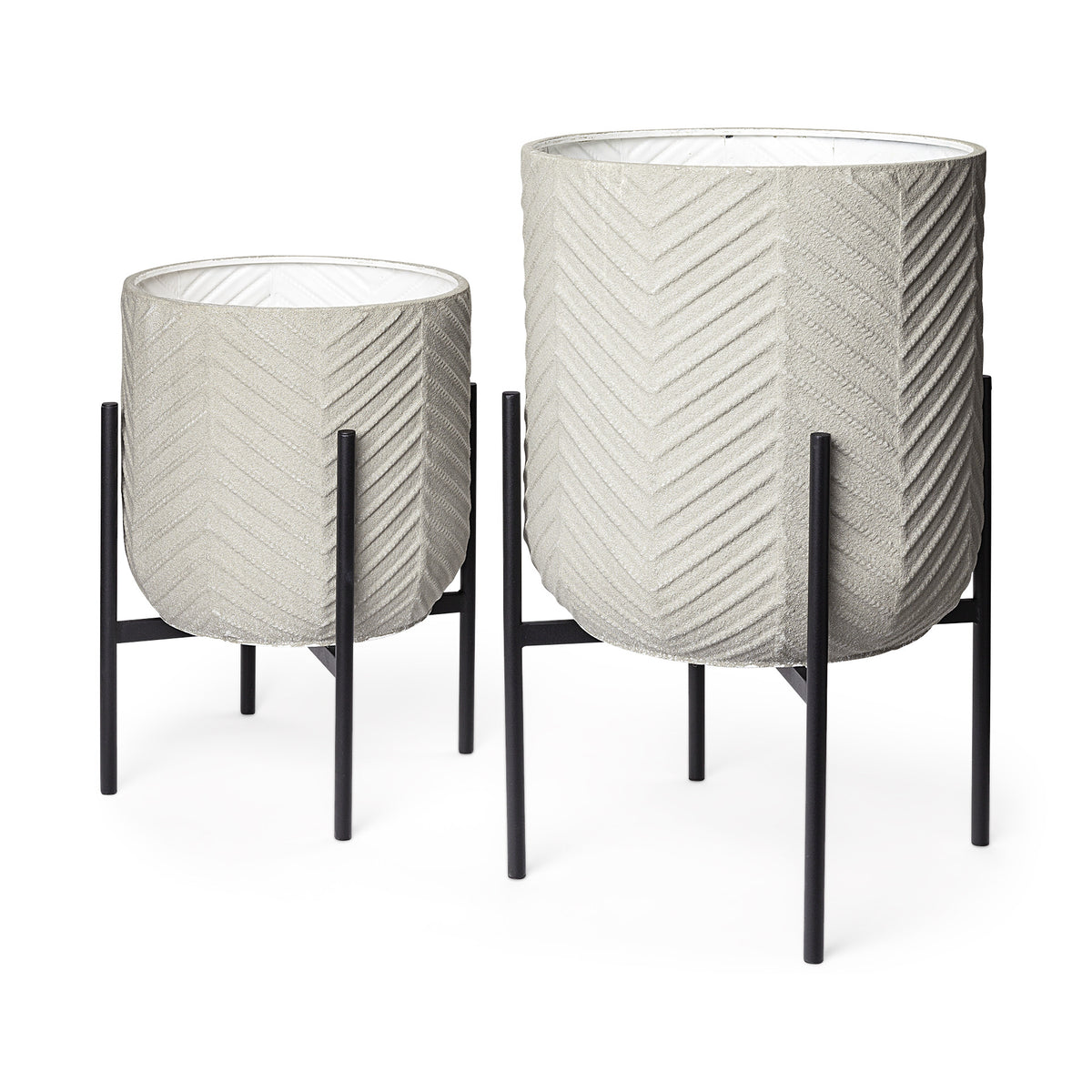 Set of Two Black Metal 20 Ounce Round Pot Planters