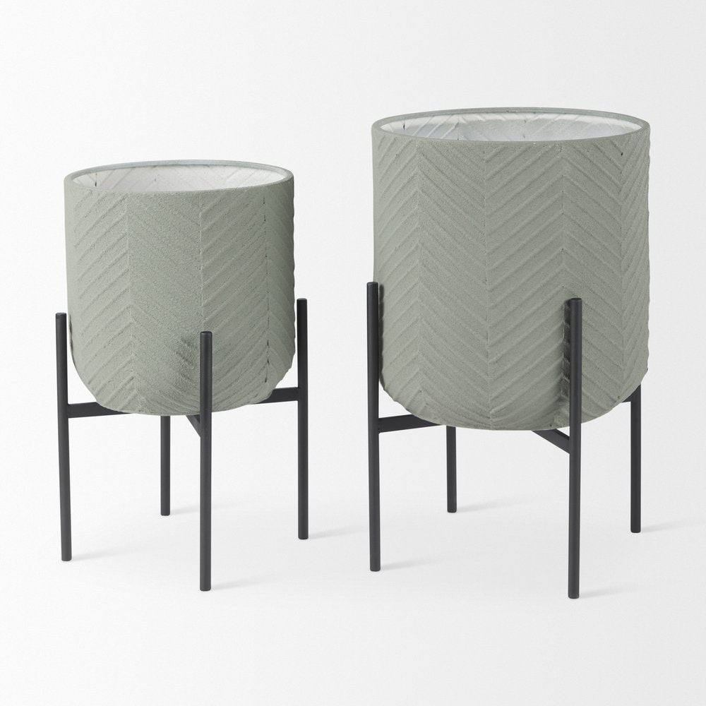 Set of Two Black And Green Metal 20 Ounce Round Elevated Planters