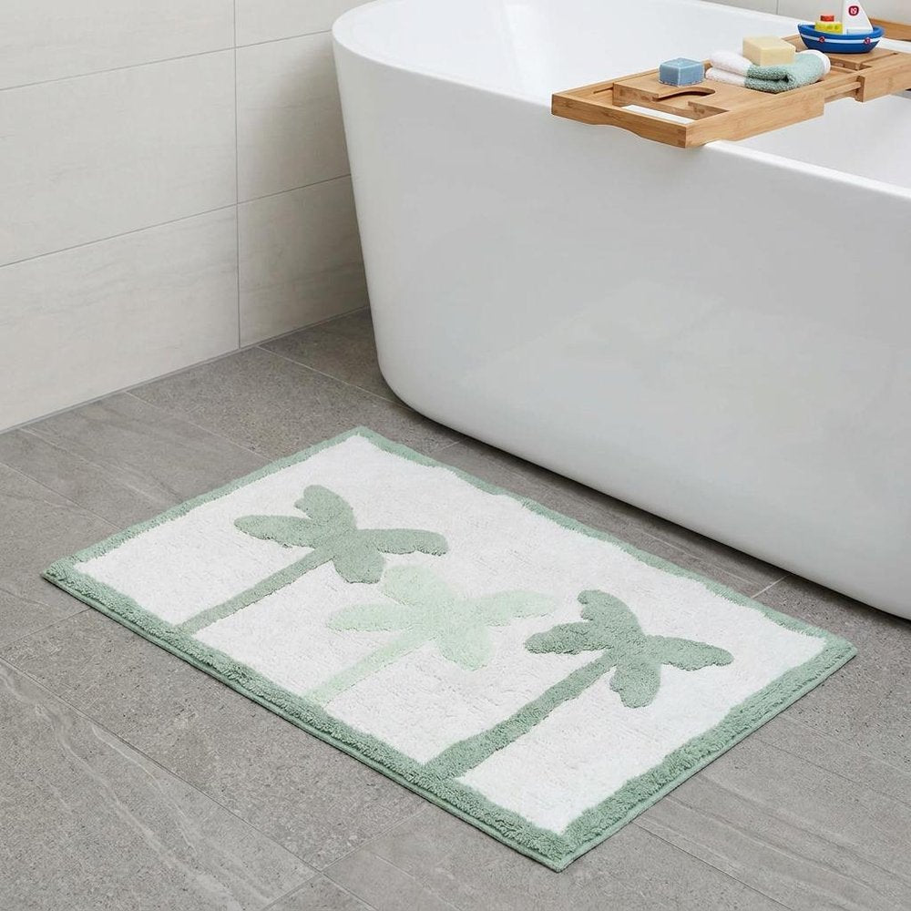 32" Green And White Cotton Palm Trees Bath Rug