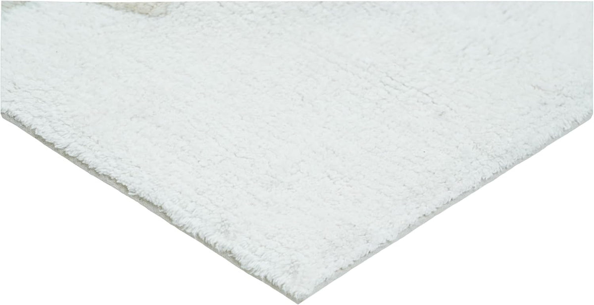 32" Pink And White Cotton Flamingo Bath Rug