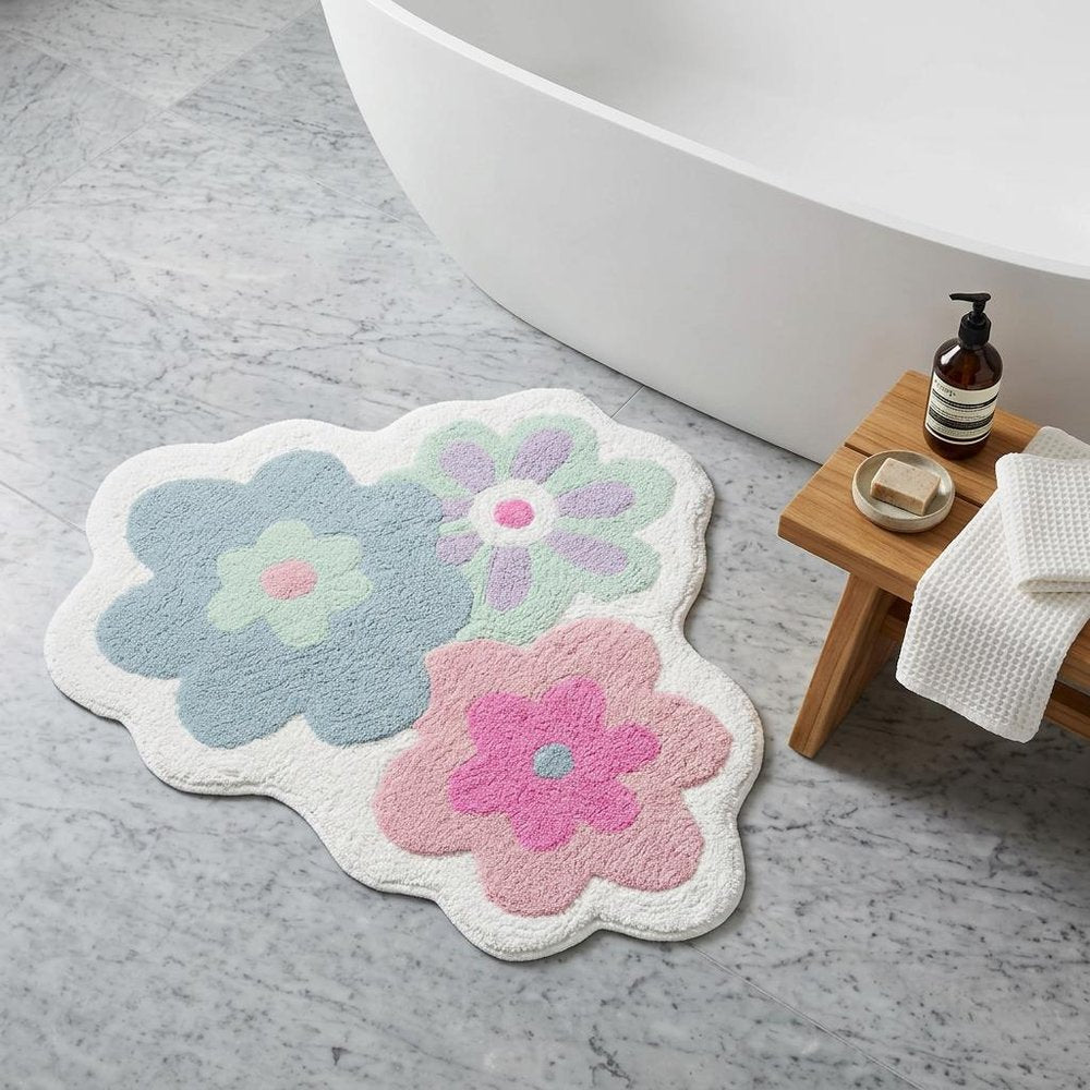 32" Pink And White Cotton Flower Trio Floral Bath Rug