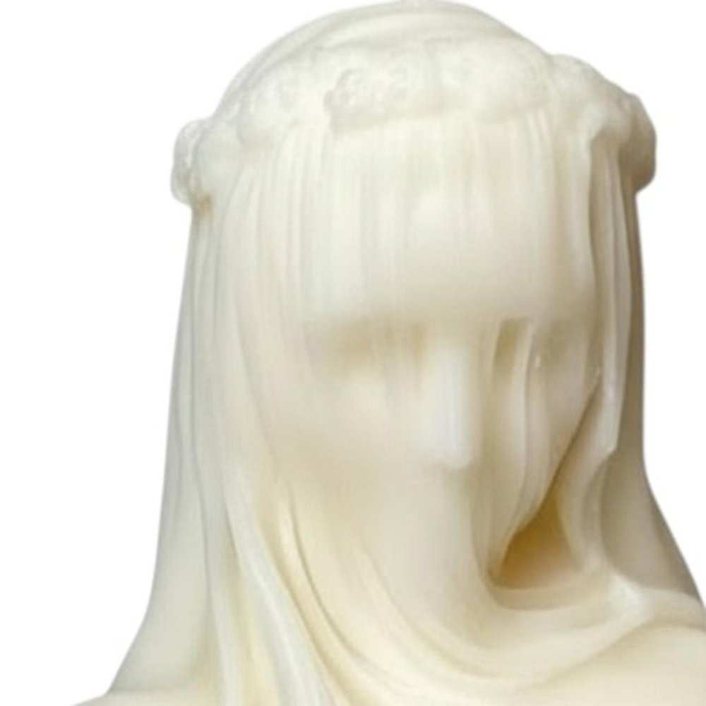 6" Ivory Rose Petals Scented Dimensional Lady Candle Novelty Novelty