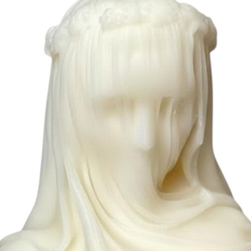 6" Ivory Rose Petals Scented Dimensional Lady Candle Novelty Novelty