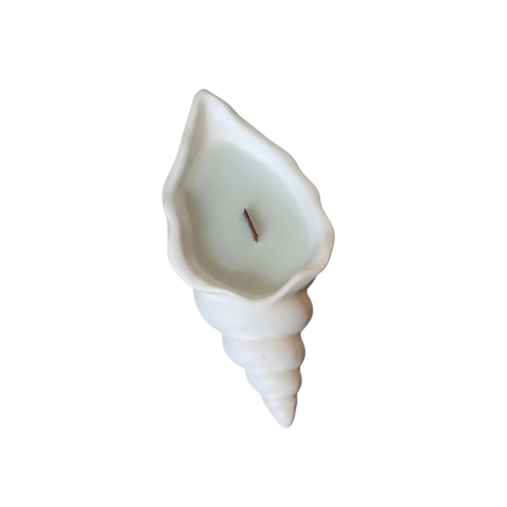 6" Light Blue Sea Salt And Orchid Scented Soy Wax Candle In White Resin Novelty Holder