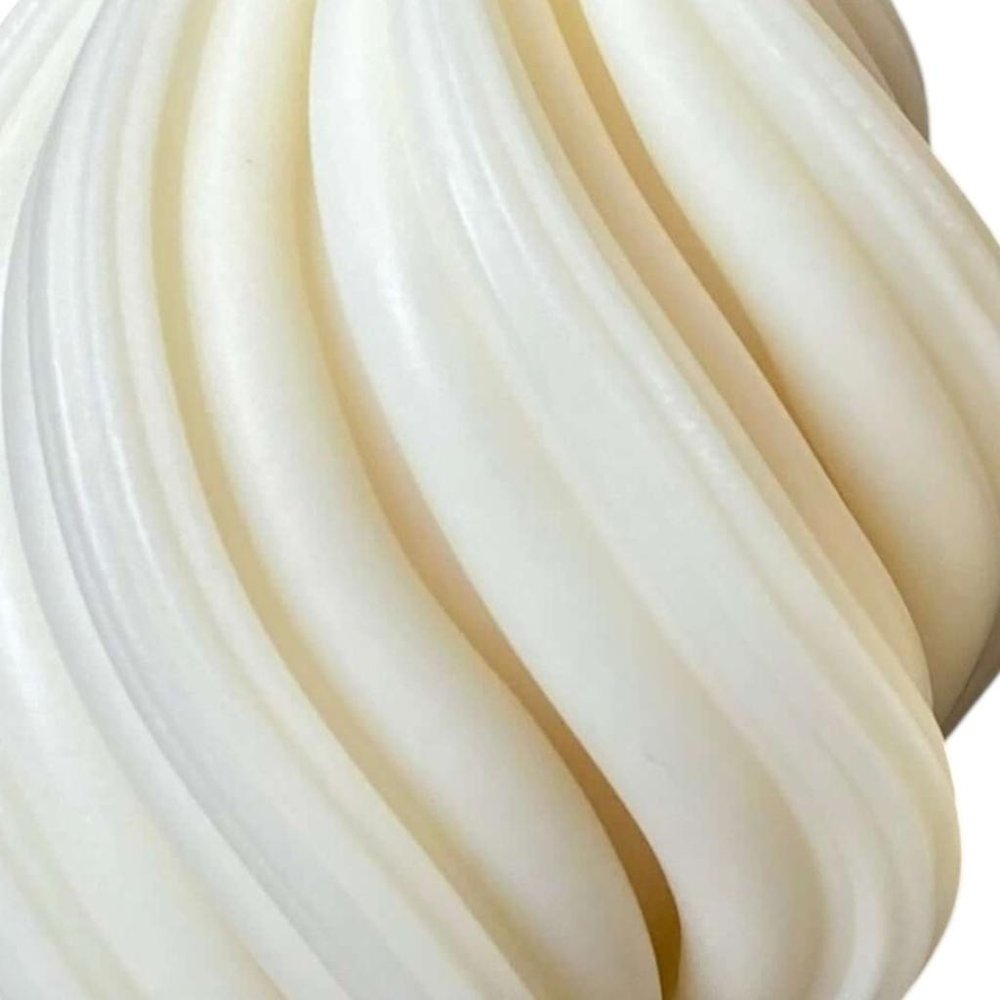 4" Ivory Rose Petals Scented Candle