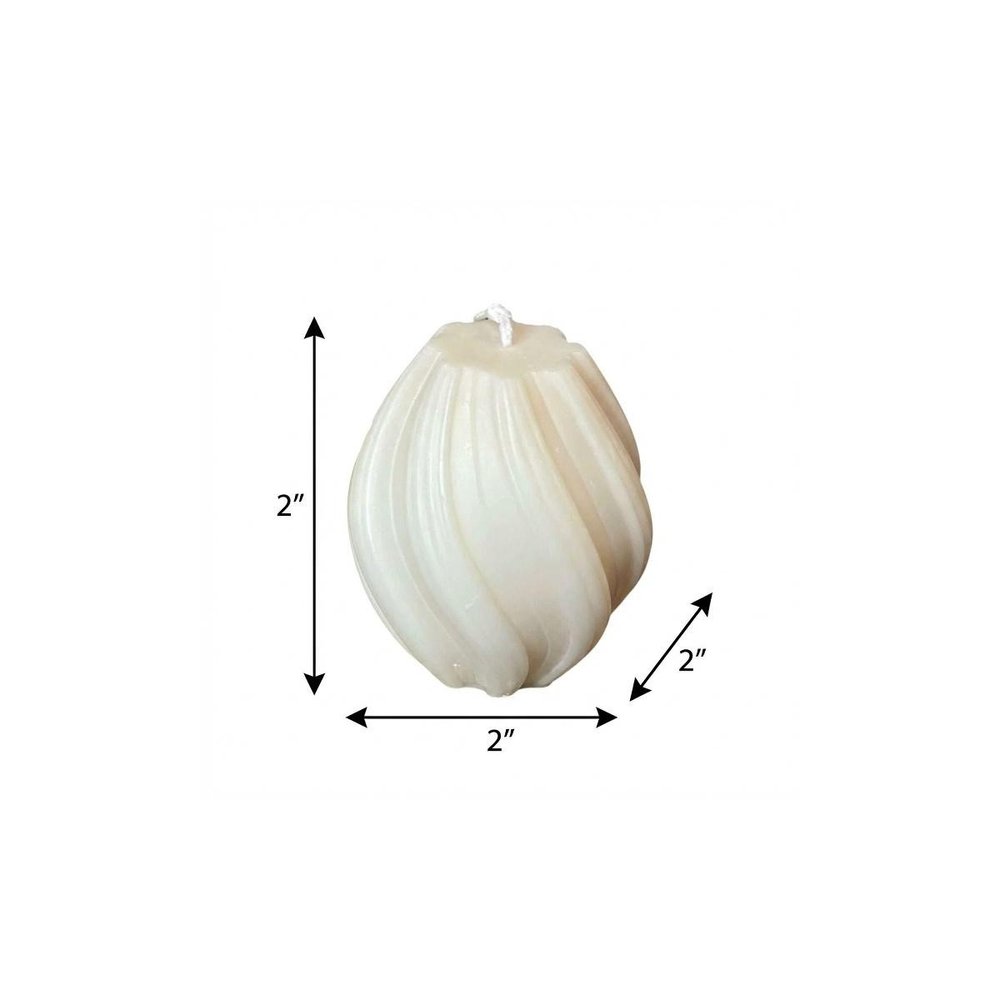 2" Ivory Rose Petals Scented Candle