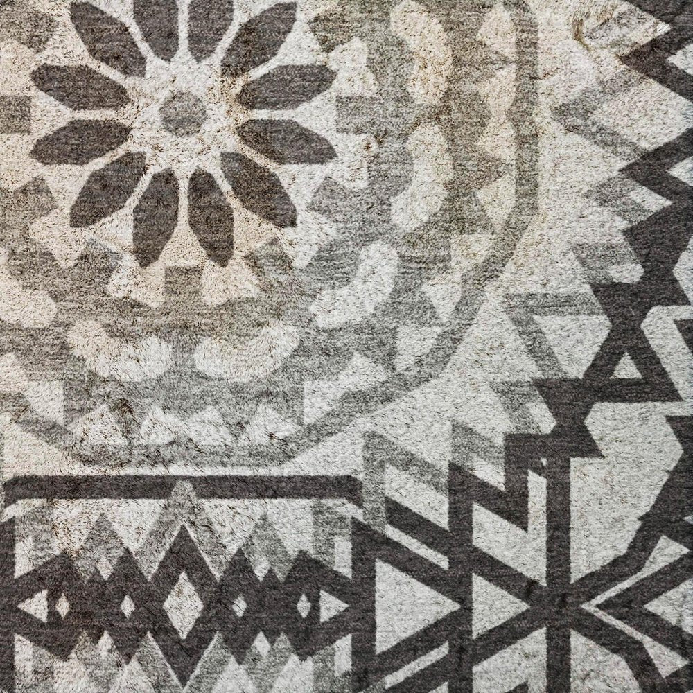 9' X 12' White And Black Floral Shag Washable Area Rug With UV Protection
