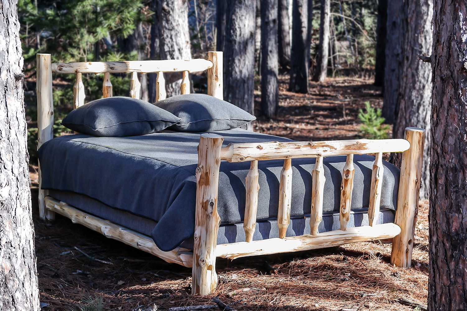 Rustic And Natural Cedar Single Traditional Log Bed